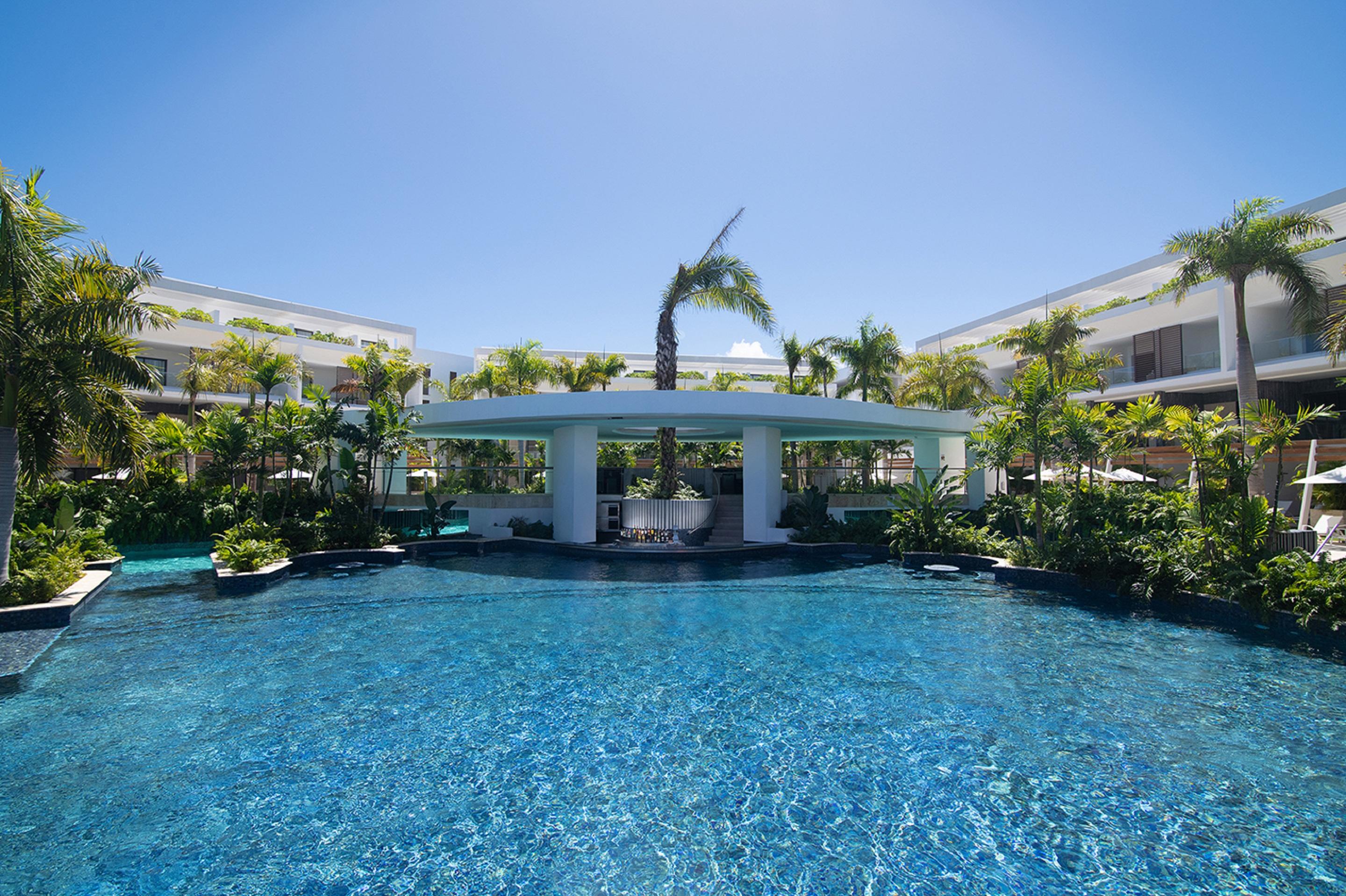 Resort Dreams Onyx & 5*
